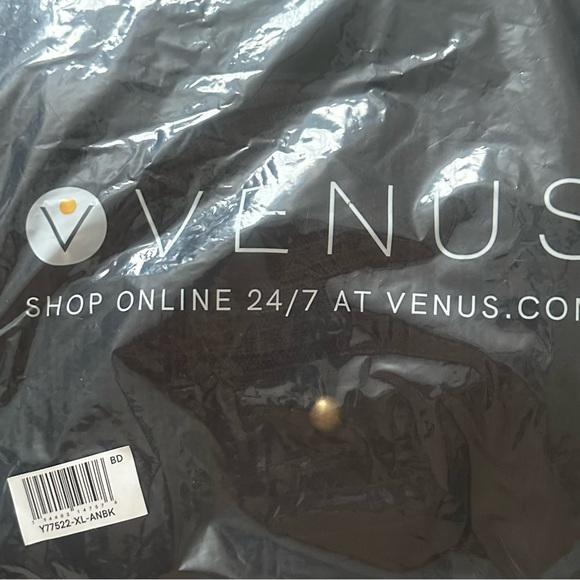 Venus Tabbed Button Detail Cardigan, XL - BNIB - Picture 4 of 4